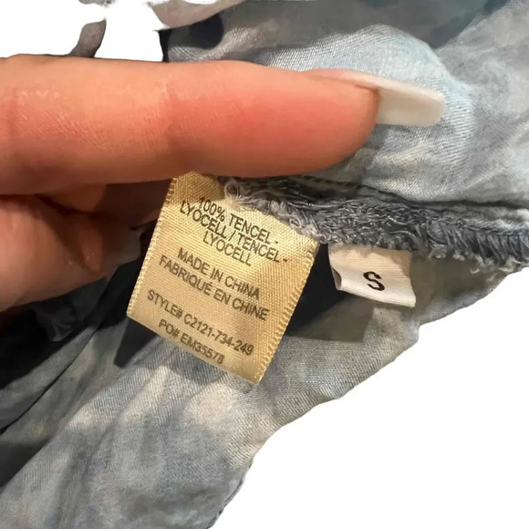 Cloth & Stone Anthropologie Adjustable Straps Scoop Neck Tie-Dye Tank Size Small - Picture 3 of 5